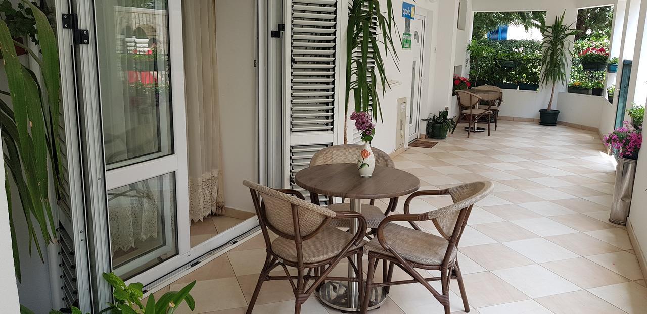 בודווה Apartments Tamara מראה חיצוני תמונה